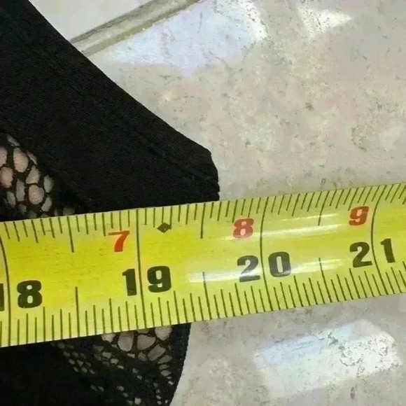 Adrianna Papell Fit & Flare Dress
Women Size14 Black Stretch
Sleeveless Back Zip - Picture 6 of 7